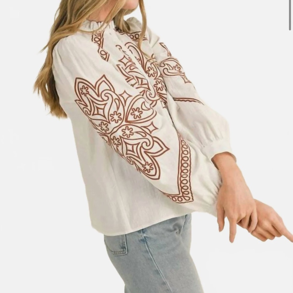 NWT &merci Western Embroidered Top In White SIZE M - Picture 3 of 11